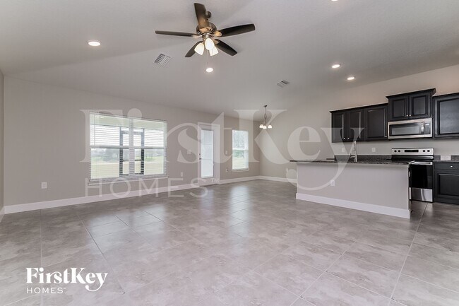Foto del edificio - 14428 Potterton Cir