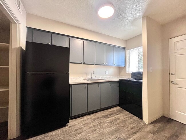 Interior Photo - CasaDova