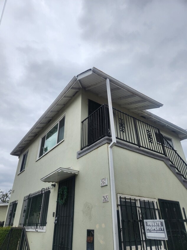Photo - 767 W 90th St (Los Angeles, CA)