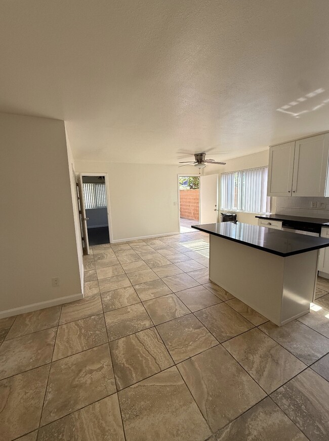 Building Photo - 4712 W 171st St