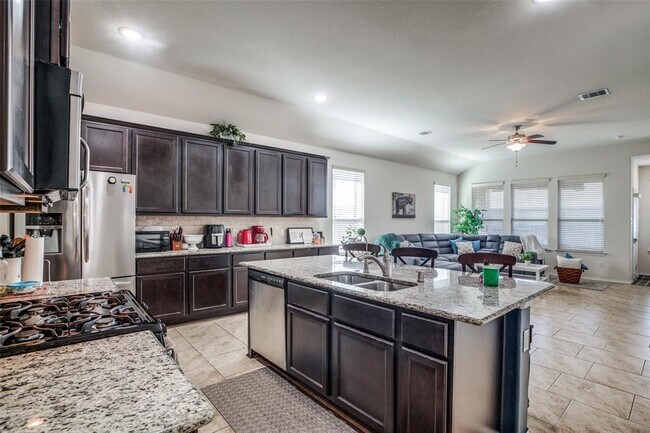 Building Photo - 14011 Wolftrap Ln