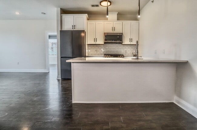 Foto del edificio - 1901 Summit Ave