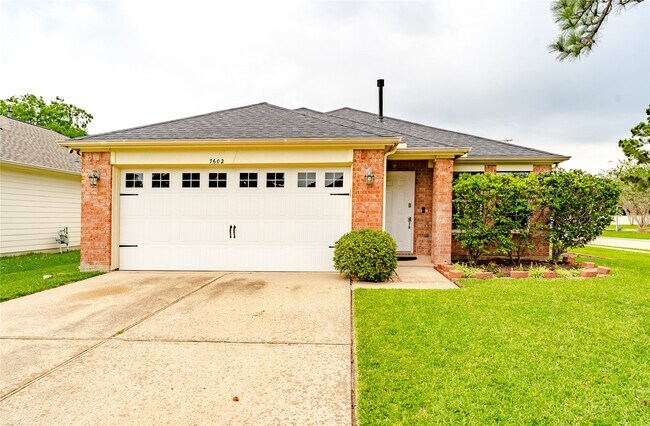 Foto del edificio - 7602 Little Thicket Ct