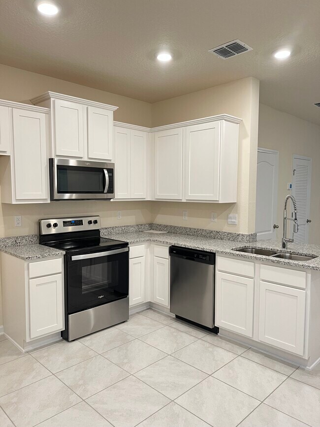 Building Photo - 58 Tahiti Shores Ct