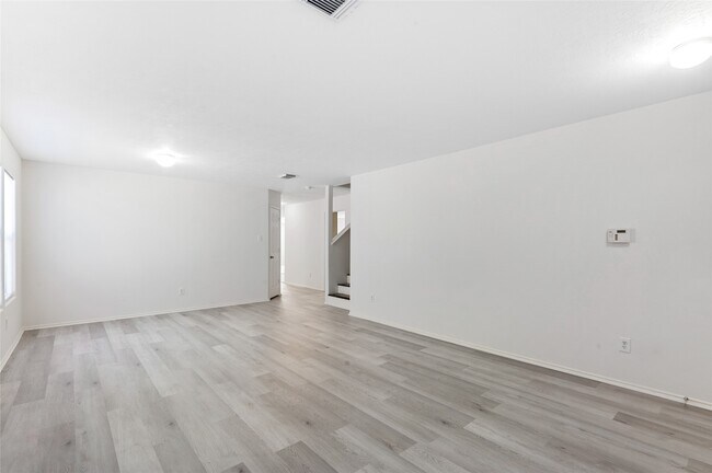 Foto del edificio - 2923 Katy Briar Ln