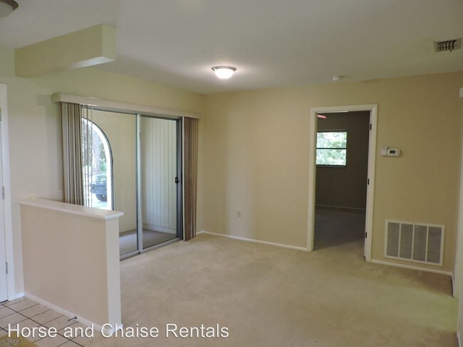 Building Photo - 510 Villa Park Dr
