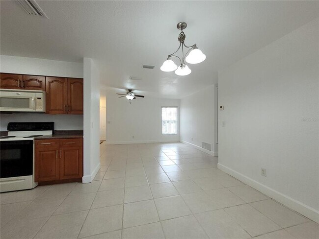 Foto del edificio - 10 Winding Ridge Rd