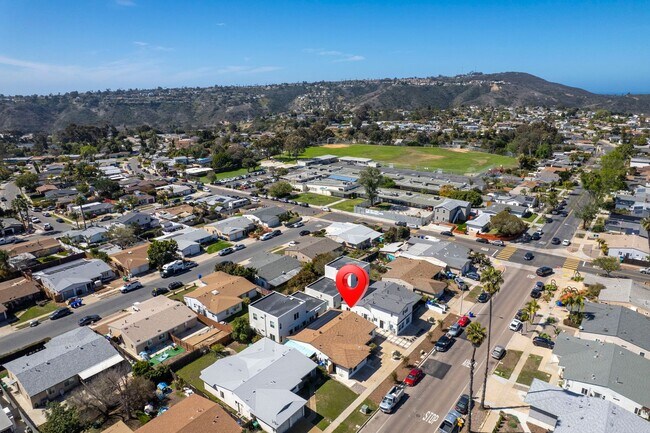 Foto del edificio - *OPEN HOUSE: 5/24 10:00AM-12:30PM* 2 Br in...