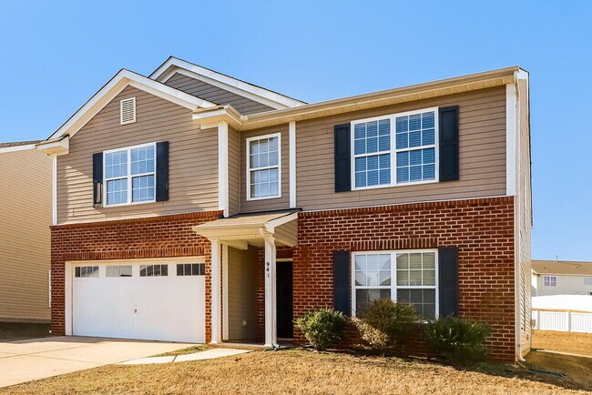 Building Photo - 941 Silverberry St