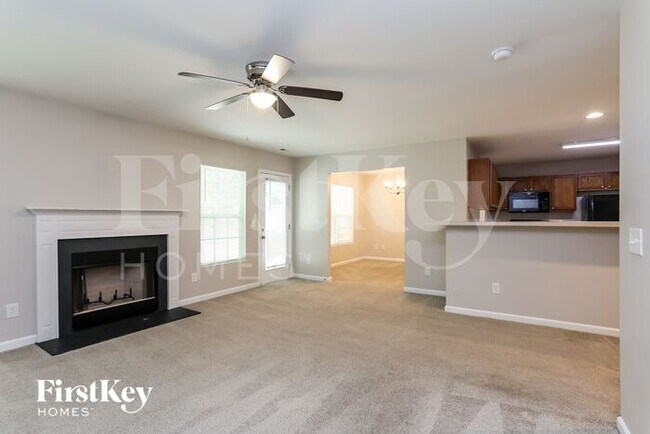 Foto del edificio - 3919 Griffis Glen Dr
