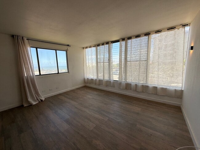 Building Photo - OCEAN View Unfurnished 1 bed/1 bath in Puu...