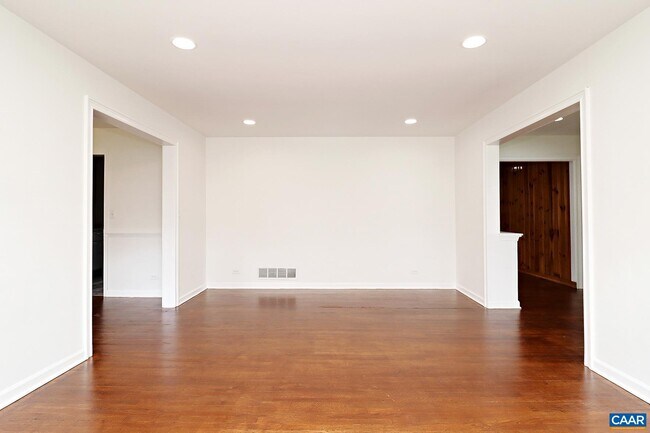 Foto del edificio - 909 Ridge St
