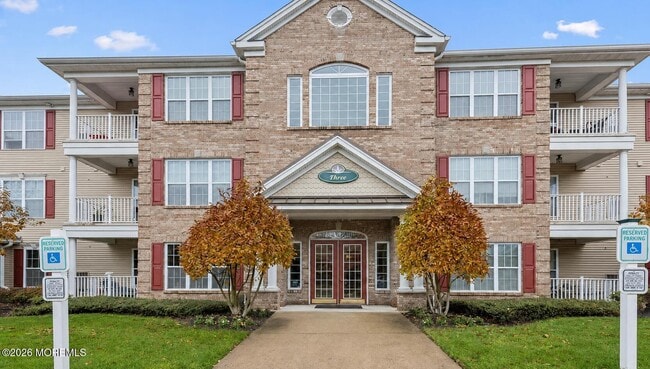 Building Photo - 338 Sophee Ln
