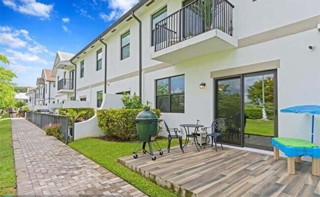 Foto del edificio - 4507 E Aqua Bella Ln