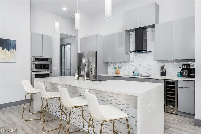 Foto del edificio - 1802 SW 2nd Terrace