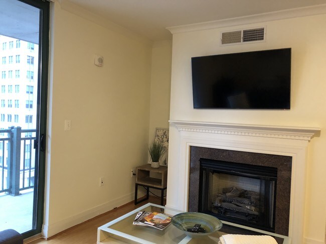 Living Room view 2 - 414 Water St