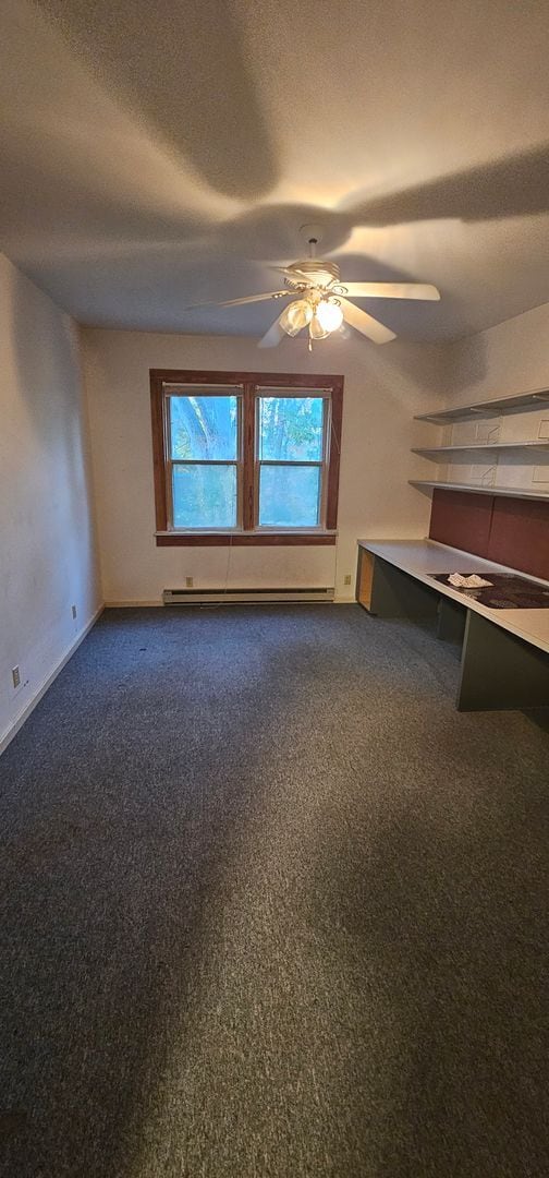 Building Photo - 882 Locust Dr