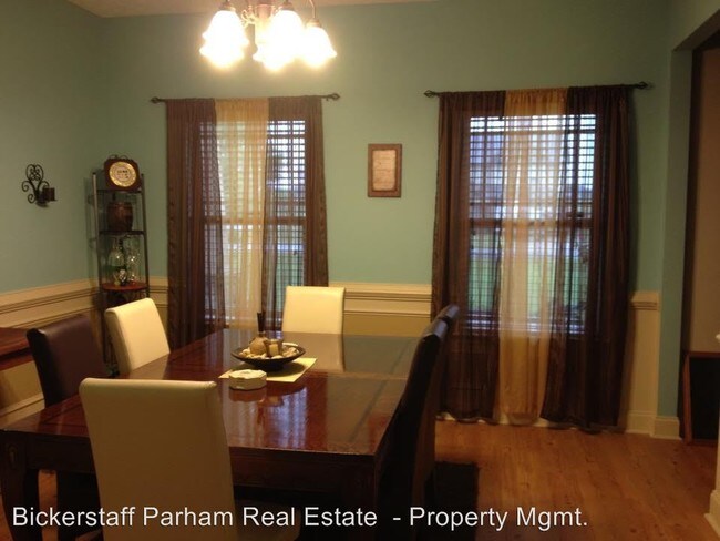Building Photo - 4 br, 2.5 bath House - 2 Buckeye Court