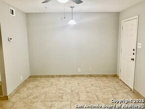 Building Photo - 4949 Hamilton Wolfe