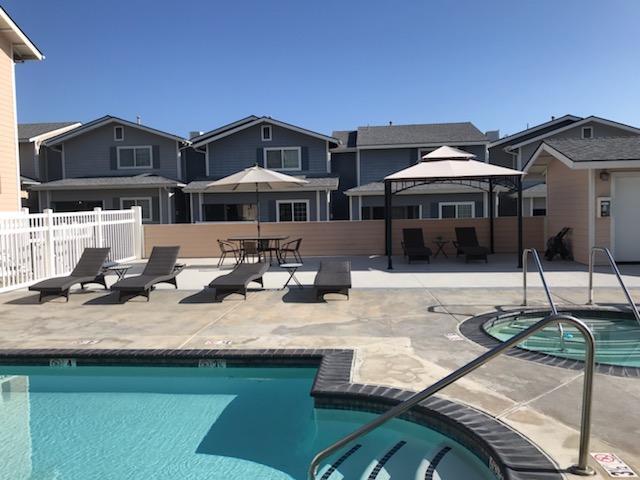 pool area with cabana's - 5088 Guava Ave