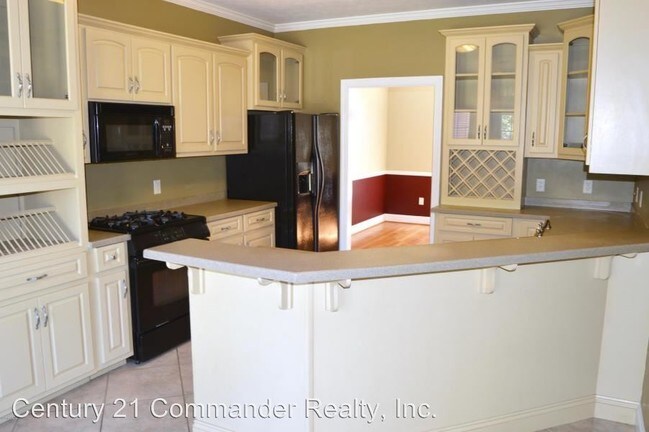 Building Photo - 3202 Rosewood Way