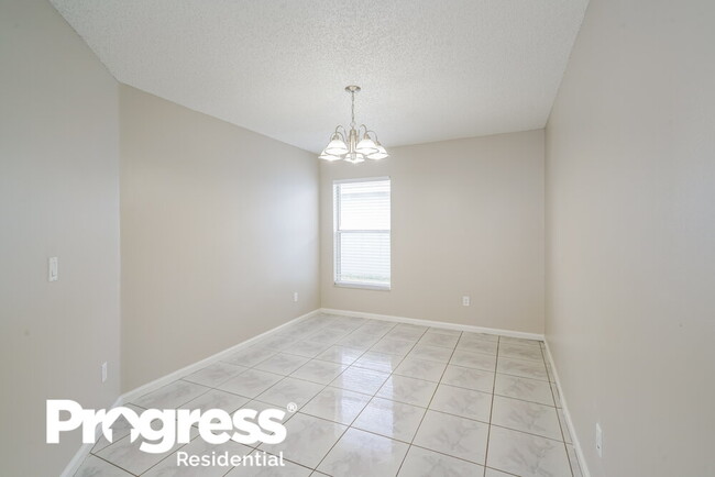 Building Photo - 9710 Red Clover Ave