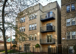 Building Photo - 5016 N Harding Ave