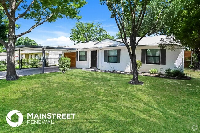 Building Photo - 2403 El Capitan Dr