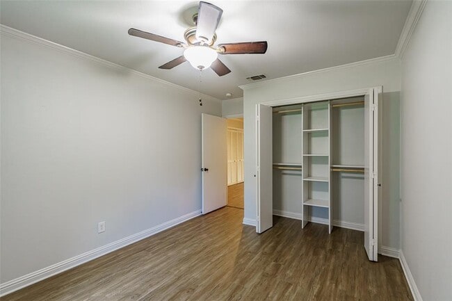 Building Photo - 8810 Mountain Path Cir