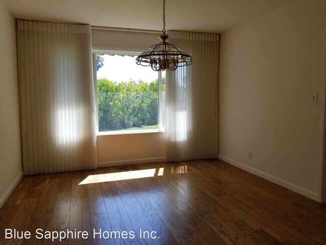 Building Photo - 4 br, 3 bath House - 105 Bando Ct.