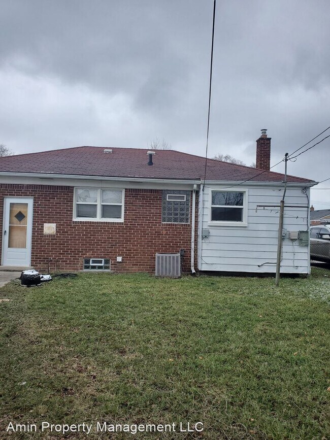 Building Photo - 3 br, 1.5 bath House - 28603 Hollywood
