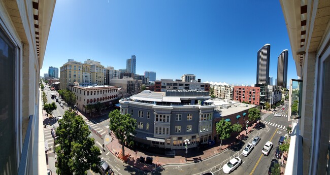 Building Photo - 450 J St