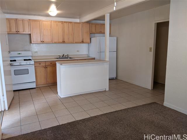 Building Photo - 35B S Kuakini St