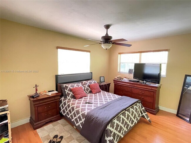 Foto del edificio - 1755 Venice Ln