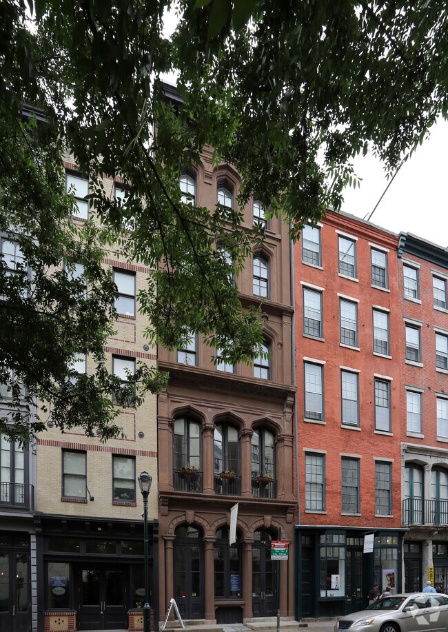 Foto del edificio - 57 N 3rd St