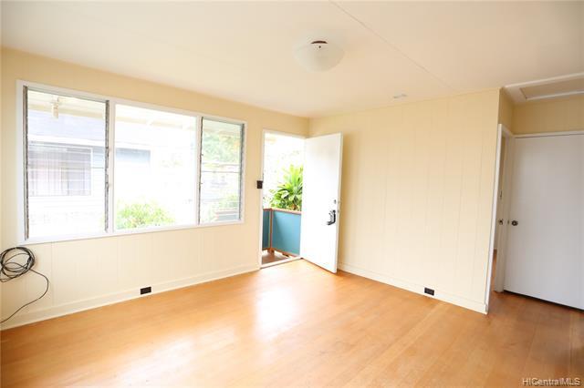 Building Photo - 147 Circle Dr