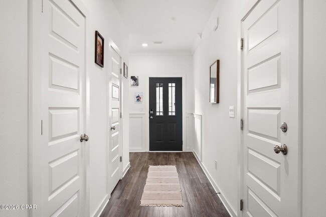 Building Photo - 5899 Tyndall Pl