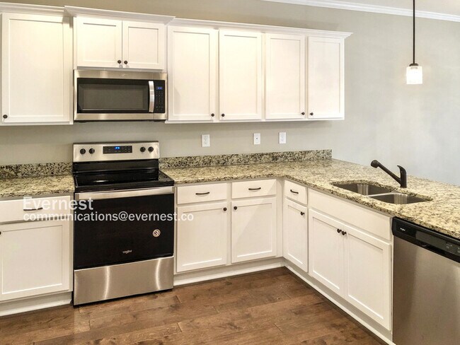 Building Photo - 3870 Valley View Ct