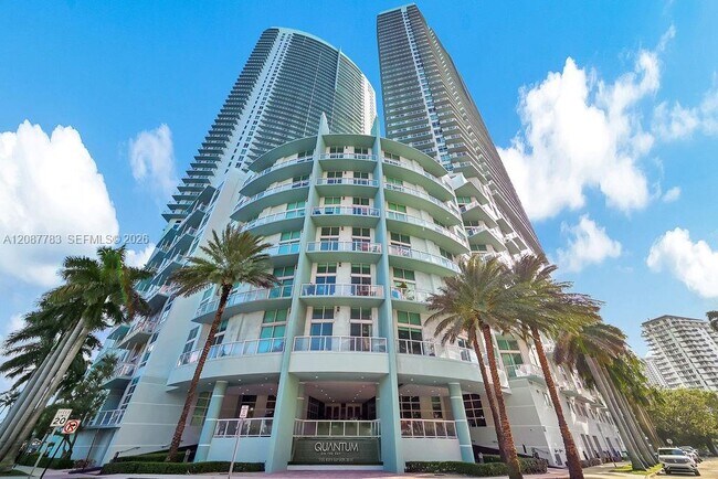 Foto del edificio - 1900 N Bayshore Dr