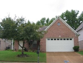 Building Photo - 9257 S Fairmont Cir