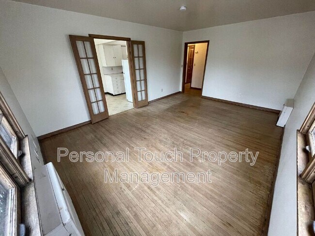 Foto del edificio - 607 9th Ave N