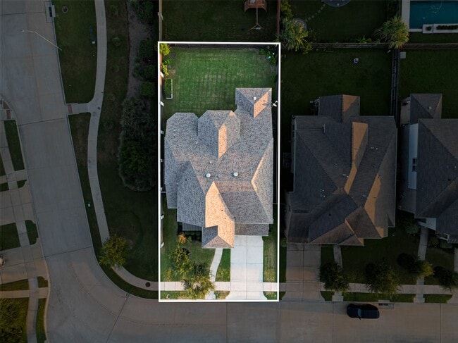 Building Photo - 1107 Passion Flower Wy