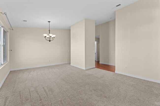 Living room dining room combo - 220 Lyon Cir