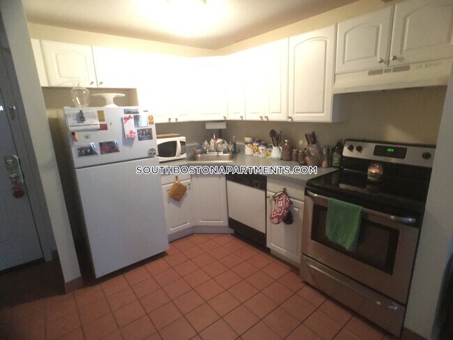 Foto del edificio - 377 W Broadway