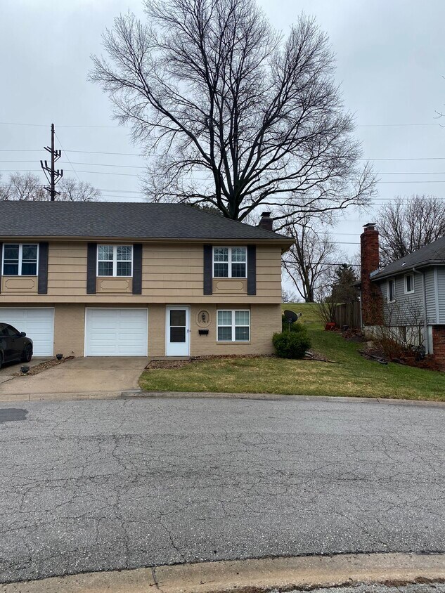 Foto principal - 7107 NW Berkley St