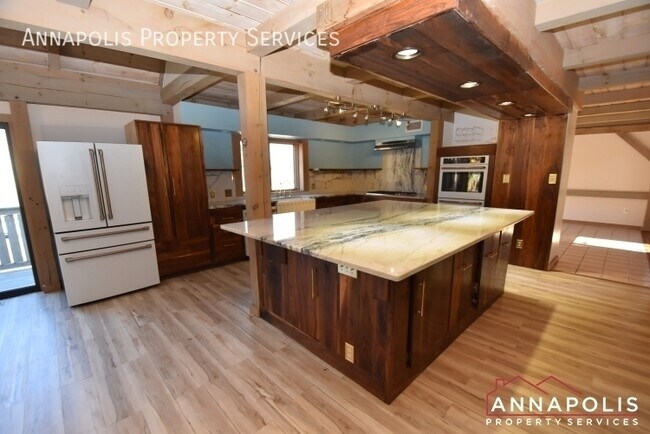 Foto del edificio - 1810 View Top Ct