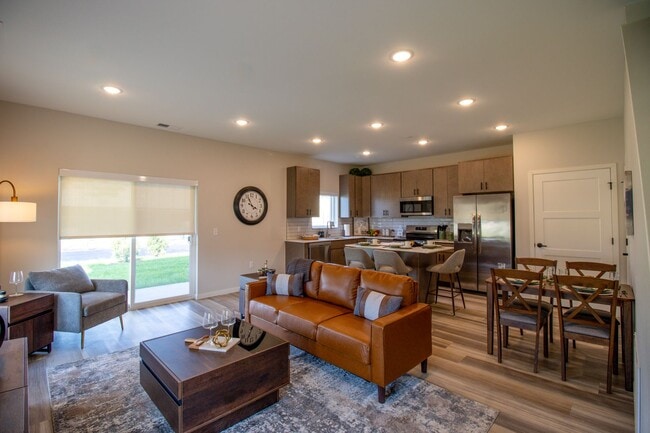 Interior Photo - Gateway Court Townhomes - Shakopee, MN