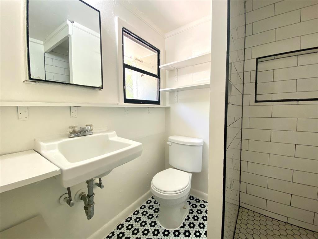 Foto principal - 309 E 32nd St