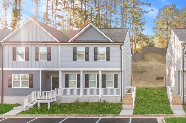 Foto del edificio - 2833 Saratoga Lake View