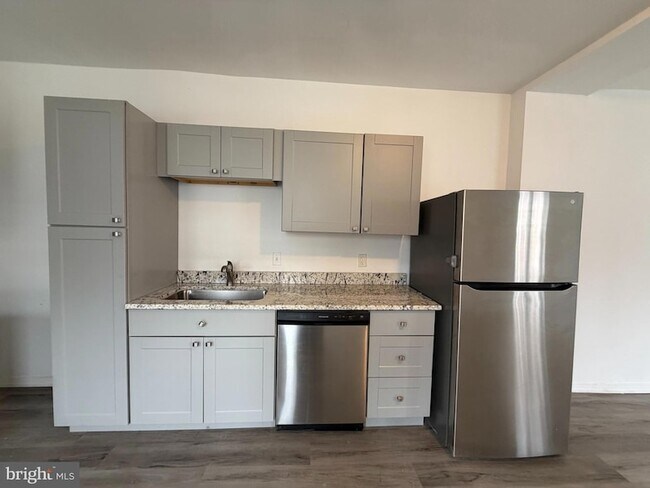 Foto del edificio - 731 E 4th St